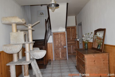 Farmhouse on 17 acres and various water sources
