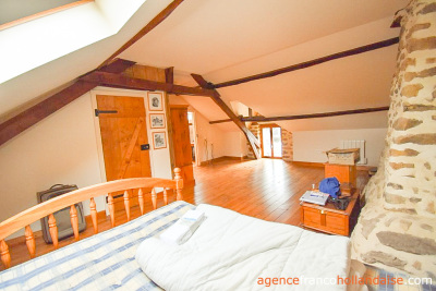 Charming house with guest accommodation