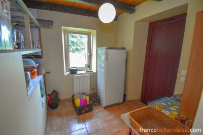 5-bedroom villa with swimming pool and almost 2 acres 