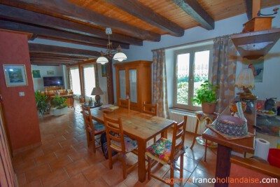 5-bedroom villa with swimming pool and almost 2 acres 