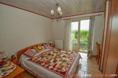 5-bedroom villa with swimming pool and almost 2 acres 