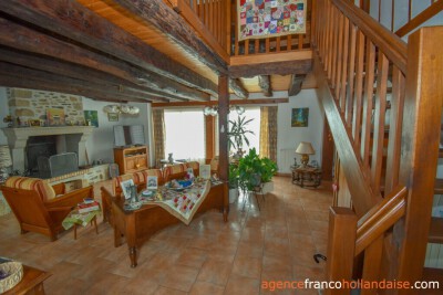 5-bedroom villa with swimming pool and almost 2 acres 