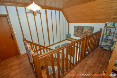 5-bedroom villa with swimming pool and almost 2 acres 
