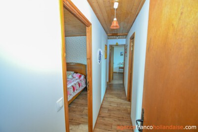 5-bedroom villa with swimming pool and almost 2 acres 