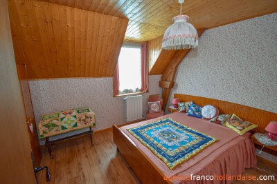 5-bedroom villa with swimming pool and almost 2 acres 