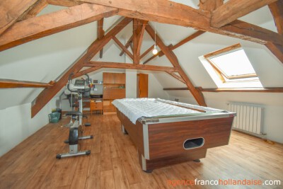 5-bedroom villa with swimming pool and almost 2 acres 