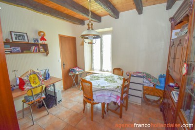5-bedroom villa with swimming pool and almost 2 acres 