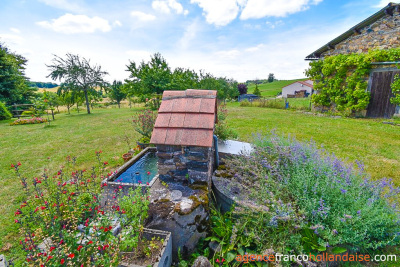 5-bedroom villa with swimming pool and almost 2 acres 