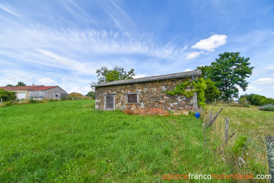 5-bedroom villa with swimming pool and almost 2 acres 