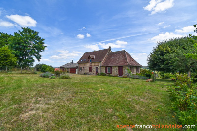 5-bedroom villa with swimming pool and almost 2 acres 