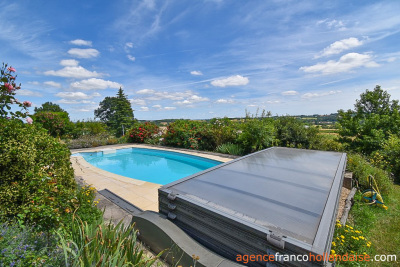 5-bedroom villa with swimming pool and almost 2 acres 