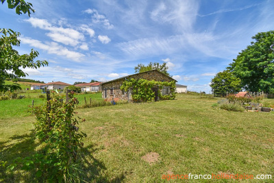 5-bedroom villa with swimming pool and almost 2 acres 