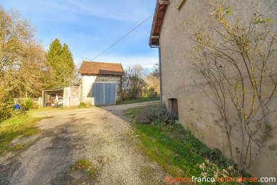Investment 3-bed town house and 1/2 acre