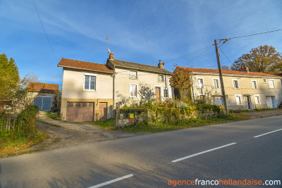 Investment 3-bed town house and 1/2 acre
