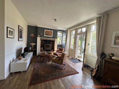 Little domaine on 8.6 acres 