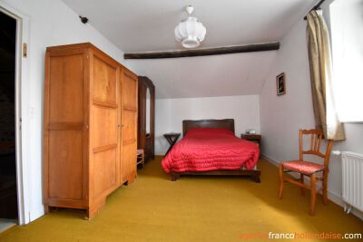 Village house close to amenities