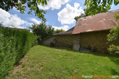 Village house close to amenities