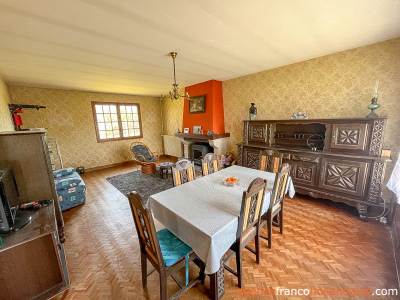 Bungalow with outbuildings and a mature park