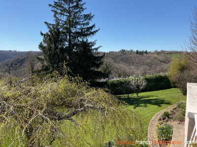 Comfort, nature and views