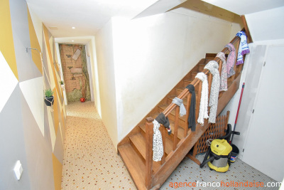 Nice living space and lots of rooms