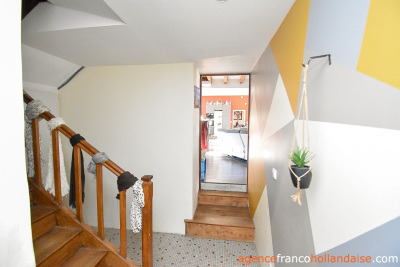Nice living space and lots of rooms