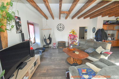 Nice living space and lots of rooms