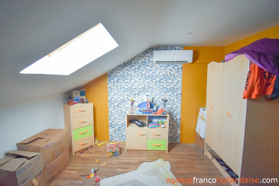 Nice living space and lots of rooms