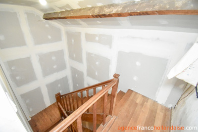 Nice living space and lots of rooms