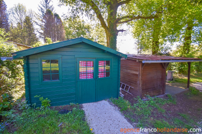 A gem with its lake and 2,7 acres