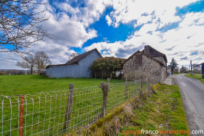 Beautiful stone house and 1 ½ acre of land