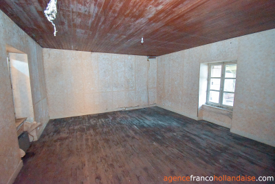 Beautiful stone house and 1 ½ acre of land