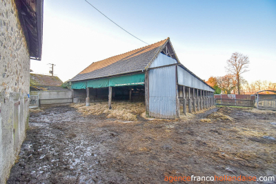 Beautiful stone house and 1 ½ acre of land