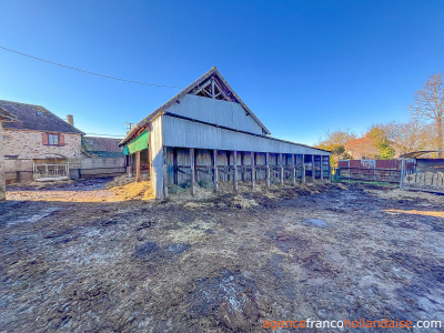 Beautiful stone house and 1 ½ acre of land