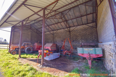 Beautiful stone house and 1 ½ acre of land