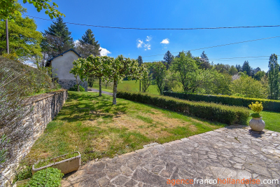 Beautiful, quiet stone property with land