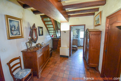 Beautiful, quiet stone property with land