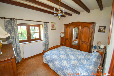 Beautiful, quiet stone property with land