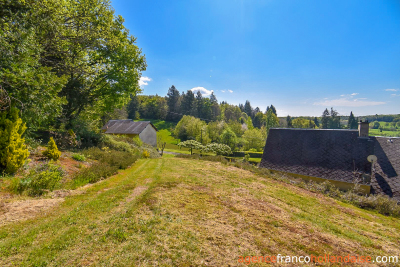 Beautiful, quiet stone property with land