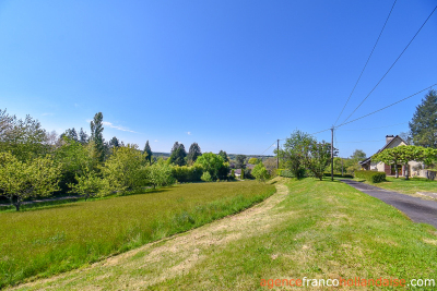 Beautiful, quiet stone property with land