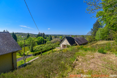 Beautiful, quiet stone property with land