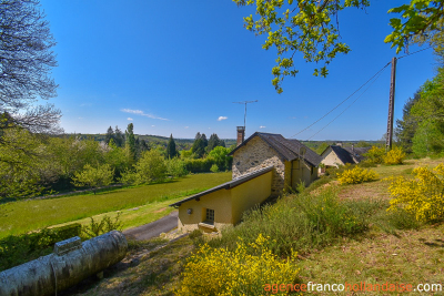 Beautiful, quiet stone property with land