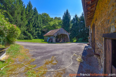 No neighbours, an old mill and 7.5 hectares (18 ½ acres)