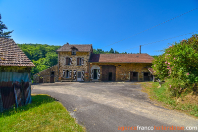 No neighbours, an old mill and 7.5 hectares (18 ½ acres)