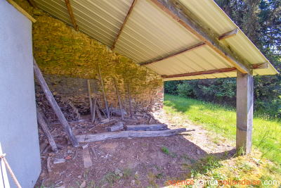 No neighbours, an old mill and 7.5 hectares (18 ½ acres)
