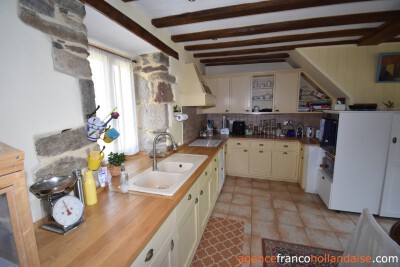 Tastefully renovated peaceful location