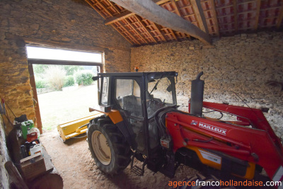 Ensemble with 36,5 acres
