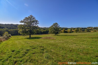 Ensemble with 36,5 acres