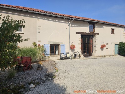 Domaine with 3 houses