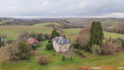 Charming property with a spring and almost 10 acres